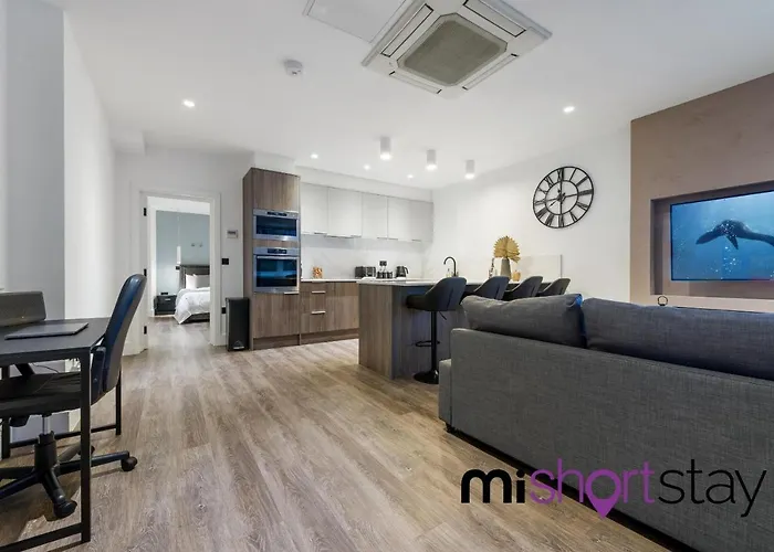 The Residence Fitzrovia - Private One Bedroom Apartment With Own Entrance